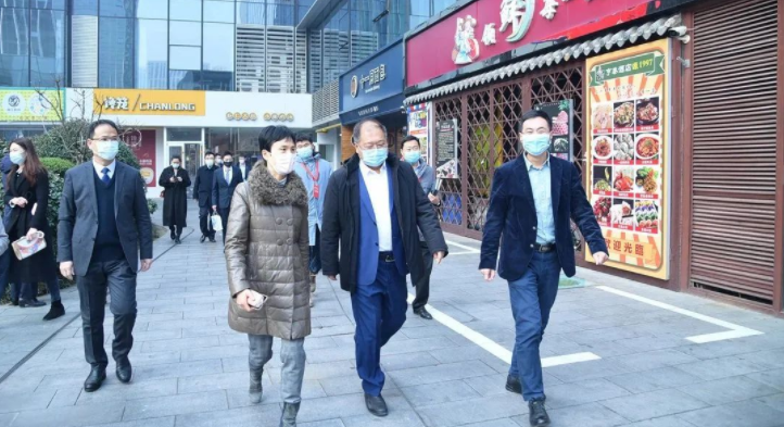 唐島灣“繁花里”數(shù)字人民幣一條街正式開街！